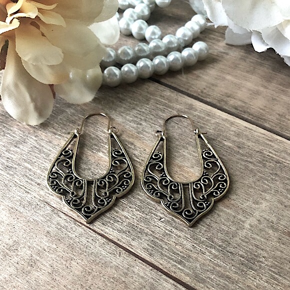 𝙽𝙴𝚆 Boho Fashion Earrings - Picture 3 of 4